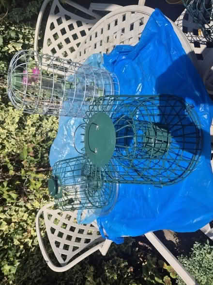 Photo of free Bird feeders (Wokingham south RG40) #4