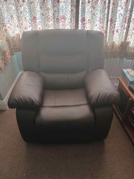Photo of free 3 seater settee and chair (LS24) #1
