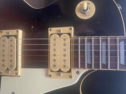 Photo of free Rockwood LX250G “Les Paul” Guitar (Dalkey) #2