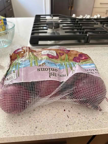Photo of free Hamburger and hotdog buns, onions (Torrance 90501 near Hull MS) #2
