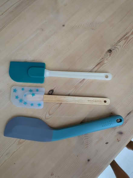 Photo of free 3 spatulas (Norton Lees S8) #2