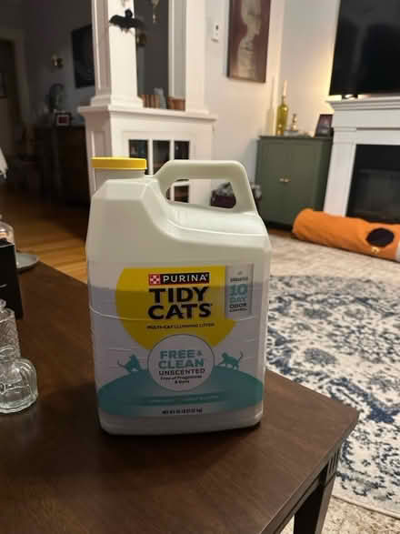 Photo of free Unopened tidy cat litter (Malden) #1
