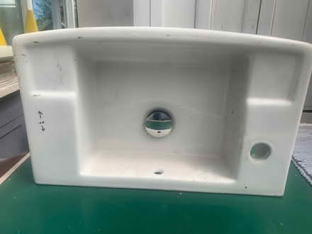 Photo of free Small bathroom sink (Fairfield Park BA1) #2