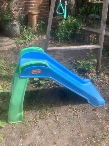 Photo of free Kids slide (S7 Netheredge) #1