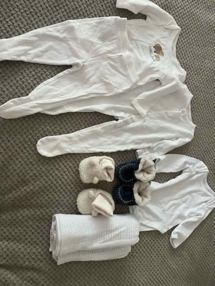 Photo of free Baby bundle (B113hj) #1