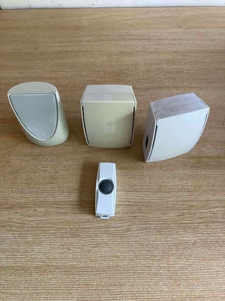 Photo of free Wireless doorbell with 3 plugs (Micklefield HP13) #1