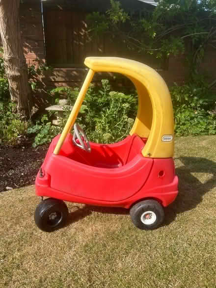 Photo of free Kiddies car (Ossett WF5) #1