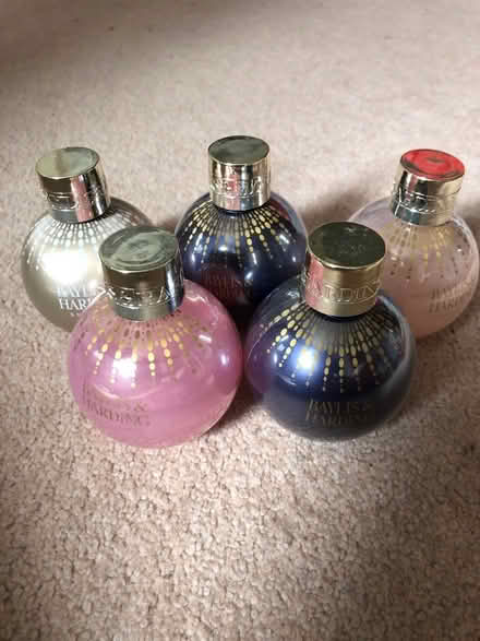 Photo of free Baylis & Harding (RH14) #1