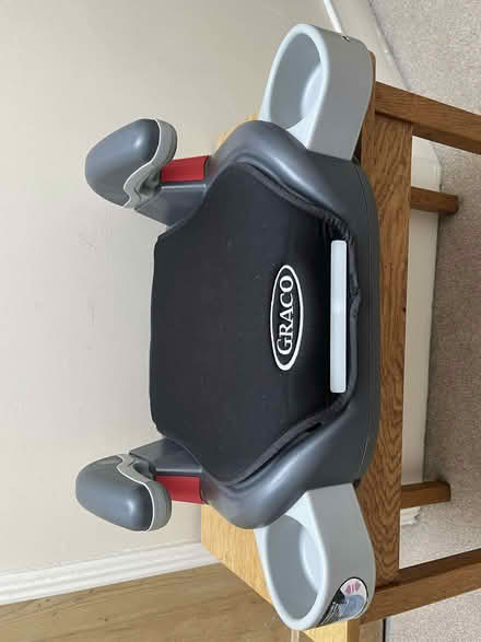 Photo of free Booster seat (Tooting SW17) #2
