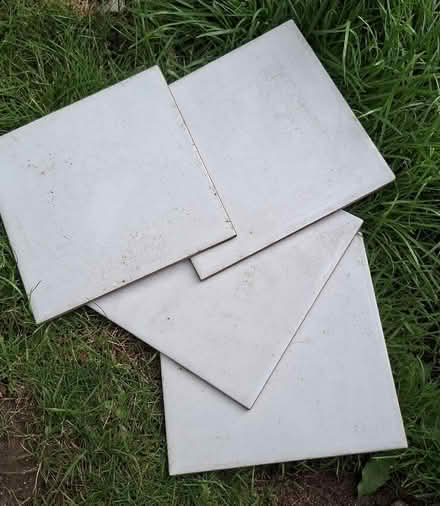 Photo of free 4 x white tiles (Osney OX2) #1