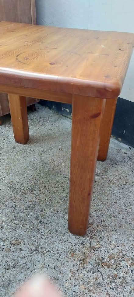 Photo of free Kitchen table (Surbiton, KT6) #2