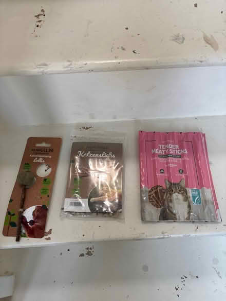 Photo of free Cat treats (Tooting) #1