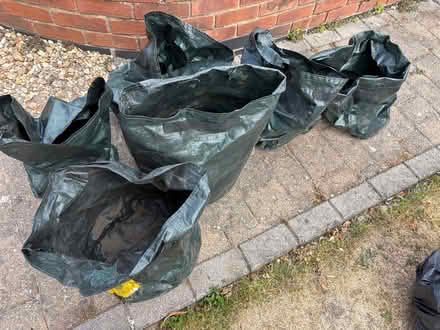 Photo of free 6 potato / veg growing bags (DN10- mattersey) #1