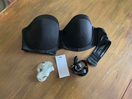 Photo of free Black five-way bra 32D (West Blatchington BN3) #1