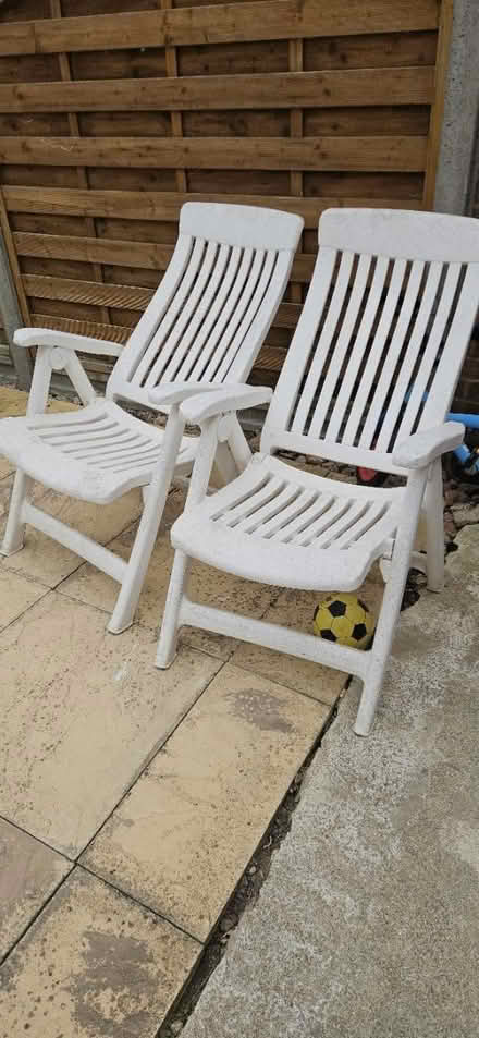 Photo of free Sun loungers (Mk42) #1