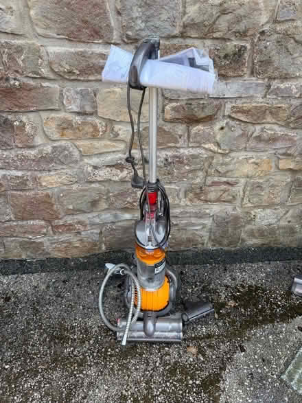 Photo of free Dyson vacuum cleaner (Cumnor OX2) #2