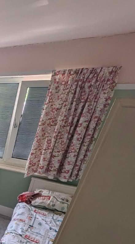 Photo of free Pair of floral curtains (Alcester Lanes End B14) #2