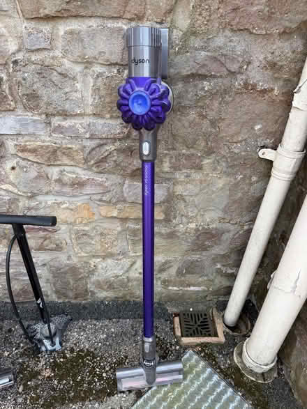 Photo of free Dyson Cordless Vacuum Cleaner (Cumnor OX2) #2