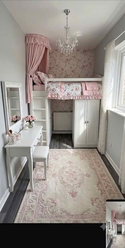 Photo of Loft bed (Leeds) #1