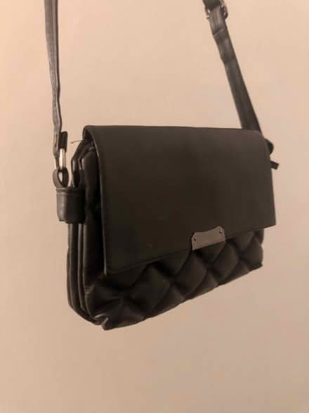 Photo of free Crossbody bag (IG6) #1