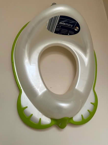 Photo of free Child’s toilet seat (Charlton Kings GL52) #1