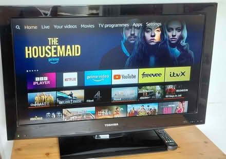 Photo of free TV and DVD player (Muirhead DD2) #1