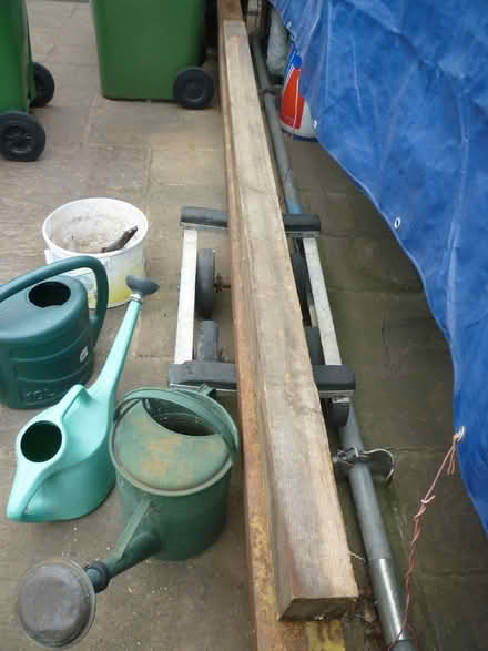 Photo of free Length of wood (welling DA16) #1