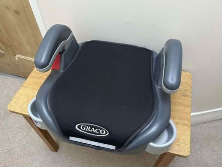Photo of free Booster seat (Tooting SW17) #1