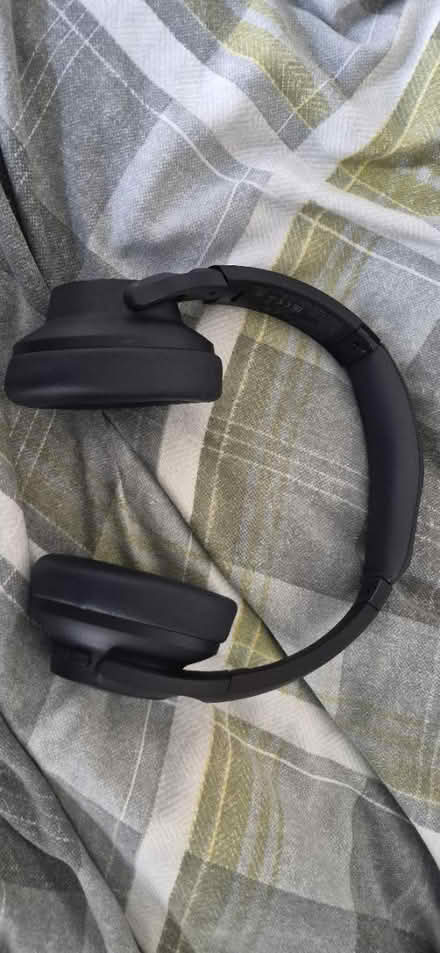 Photo of free Headphones (Hu8) #1