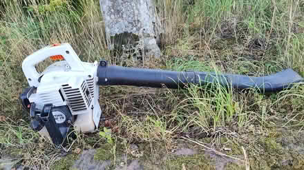 Photo of free Stihl Petrol Leaf Blower (Lunan DD10) #2