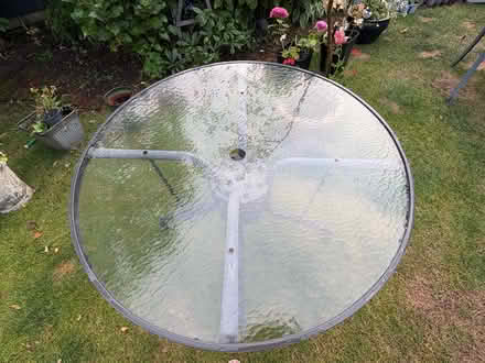 Photo of free Garden table (Grappenhall WA4) #3