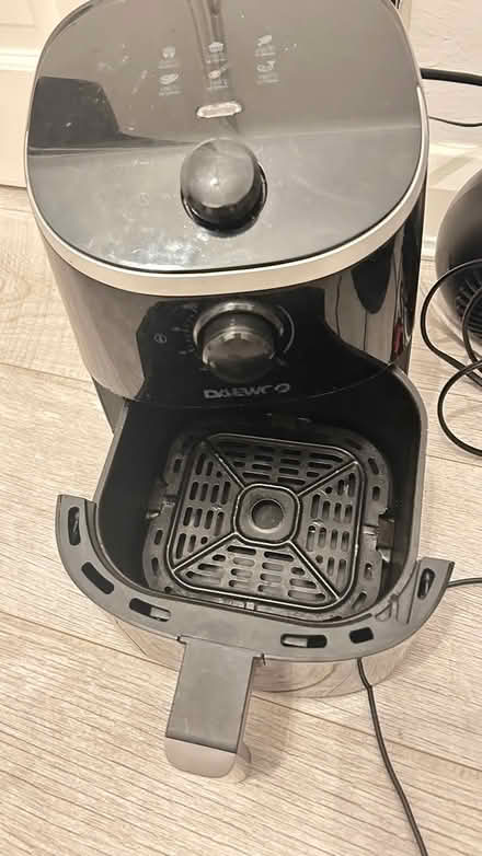 Photo of free Small air fryer (MK23PE) #2