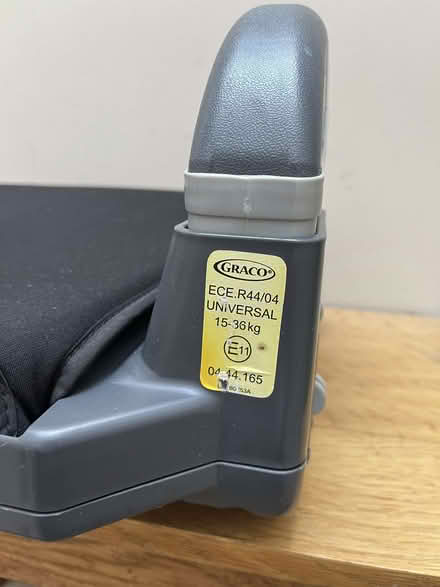 Photo of free Booster seat (Tooting SW17) #4