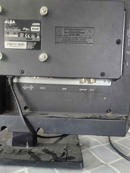 Photo of free alba 19" tv/dvd (Croydon, Shirley CR0) #4