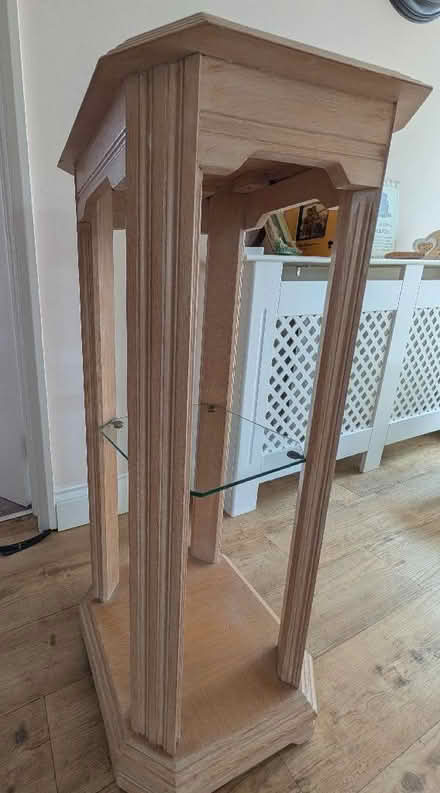 Photo of free lime oak stand (Wickford SS11) #4