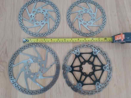 Photo of free Mountain Bike Wheels and brake disks (Carterton OX18) #1