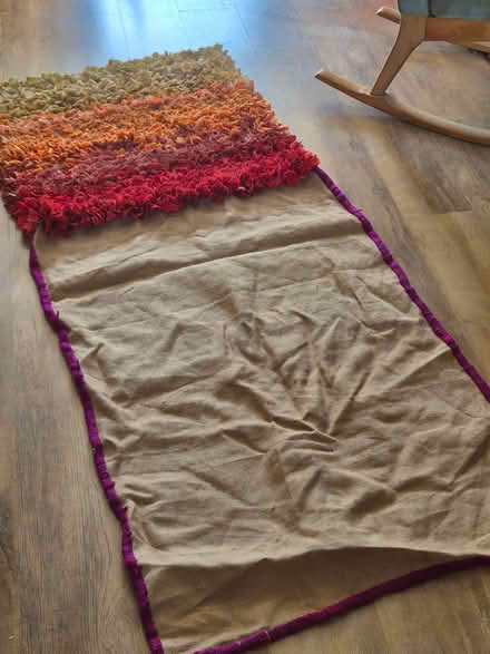 Photo of free Rag rug project with fabrics (Strawberry Hill TW2) #1