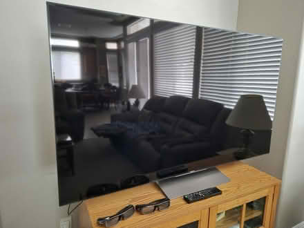 Photo of free Sony 65" 3D TV *won't turn on (N Buffalo/Washburn) #1