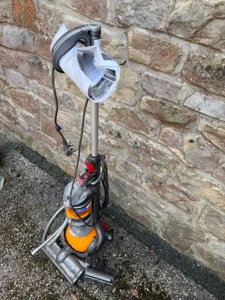 Photo of free Dyson vacuum cleaner (Cumnor OX2) #1
