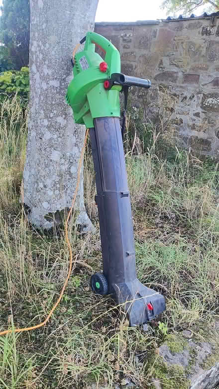 Photo of free Florabest Electric Leaf Blower (Lunan DD10) #2