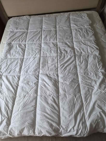 Photo of free 2nd Double mattress feather topper (SE15) #1