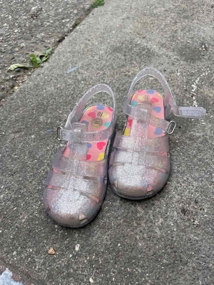 Photo of free Kids size 10 jellies (East end Alameda) #1