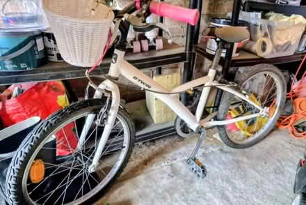 Photo of free Girls bike (Stroud GL5) #1