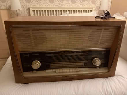 Photo of free Vintage Graetz stereo radio (Giffnock G46) #1