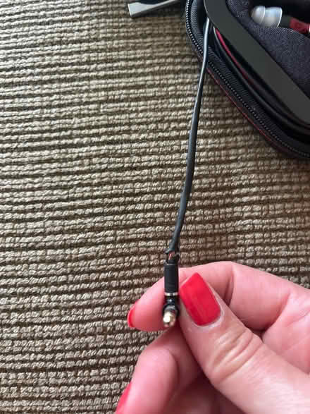 Photo of free Sennheiser Wired Headphones (South Keys) #3