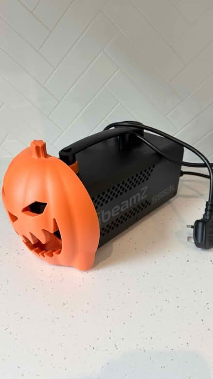 Photo of free Halloween smoke machine (Kingswood KT20) #1