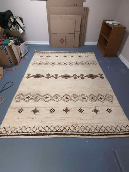 Photo of free Moroccan wool rug (Glebe) #1