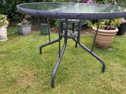 Photo of free Garden table (Grappenhall WA4) #4