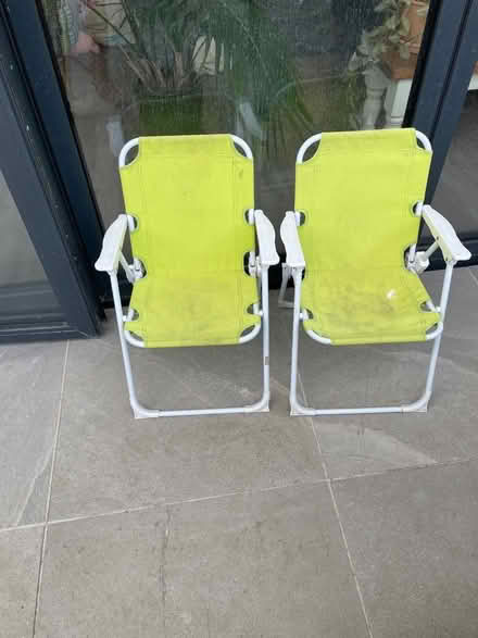 Photo of free Two kids chairs (Horspath OX33) #1