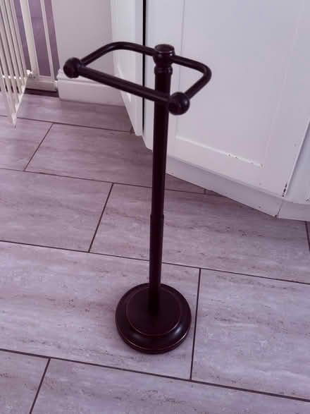 Photo of free Toilet paper holder (Pollard Rd & More Ave) #1